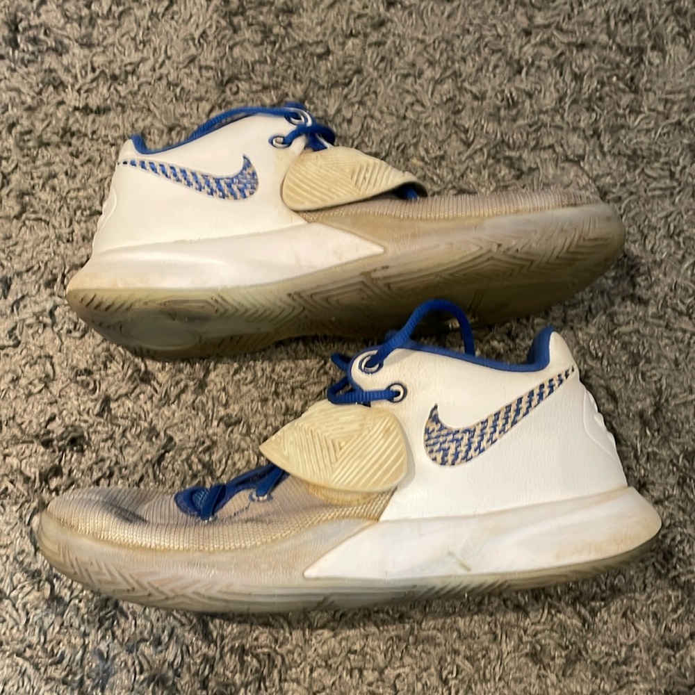 Nike kyrie flytrap 3